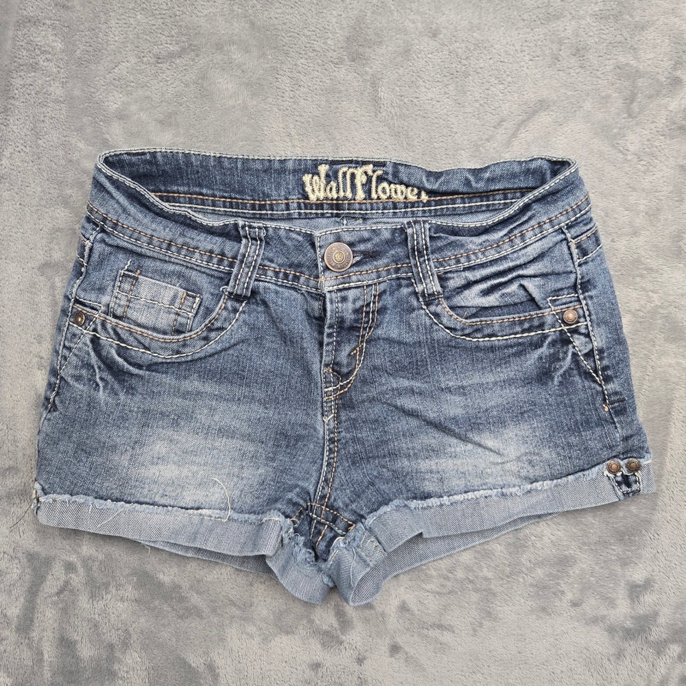 WallFlower Denim Shorts Womens Size 3 W26 Medium Wash Cuffed Raw Hem Embroidered